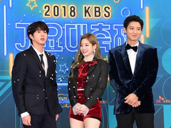 Kỷ lục tiếp nối kỷ lục: MV DNA của BTS tiếp tục làm nên kỳ tích Kpop-3