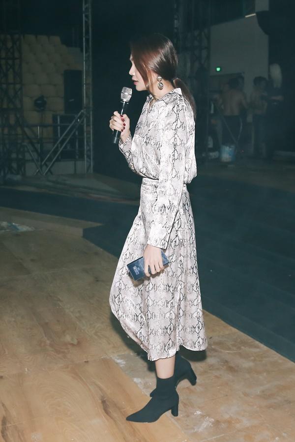 Thanh Hằng lạnh lùng đáng sợ khi chỉ đạo học trò tổng duyệt chung kết The Face Vietnam 2018-8