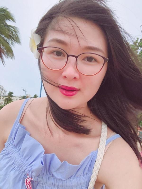 Cuộc sống của Á hậu Mạc Anh Thư từ bỏ sự nghiệp, làm hậu phương cho Huy Khánh giờ ra sao?-8