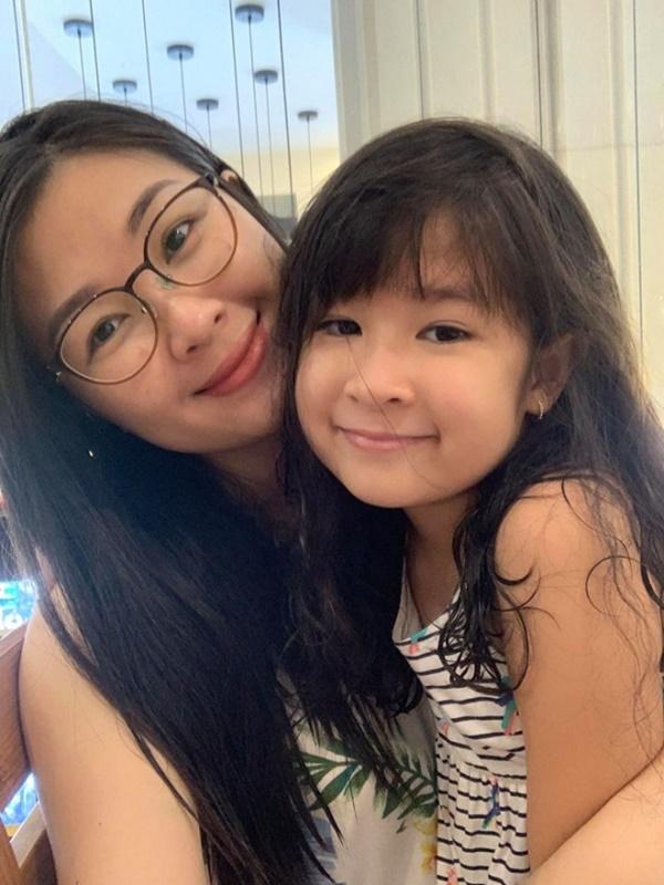 Cuộc sống của Á hậu Mạc Anh Thư từ bỏ sự nghiệp, làm hậu phương cho Huy Khánh giờ ra sao?-12