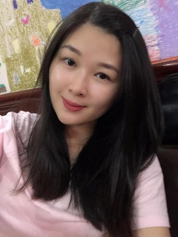 Cuộc sống của Á hậu Mạc Anh Thư từ bỏ sự nghiệp, làm hậu phương cho Huy Khánh giờ ra sao?-11