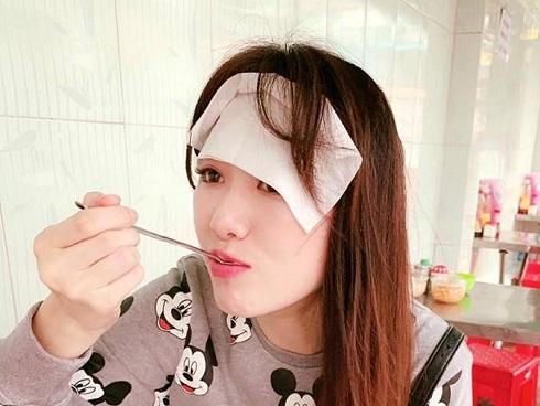 Trấn Thành lần đầu tiên khoe ảnh đại gia đình Việt - Hàn - Hoa hội tụ-14