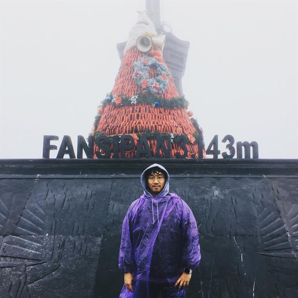 Bất chấp mưa lạnh, giới trẻ vẫn liên tục khoe ảnh ở Sa Pa-8