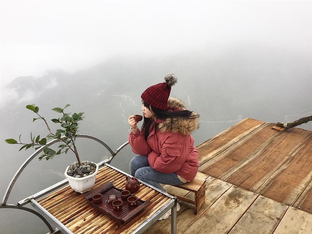 Bất chấp mưa lạnh, giới trẻ vẫn liên tục khoe ảnh ở Sa Pa-13