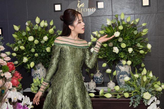 Đã phát hiện gam màu khiến Nam Em đang đẹp bỗng lọt top thảm họa, photoshop cũng không cứu nổi-7