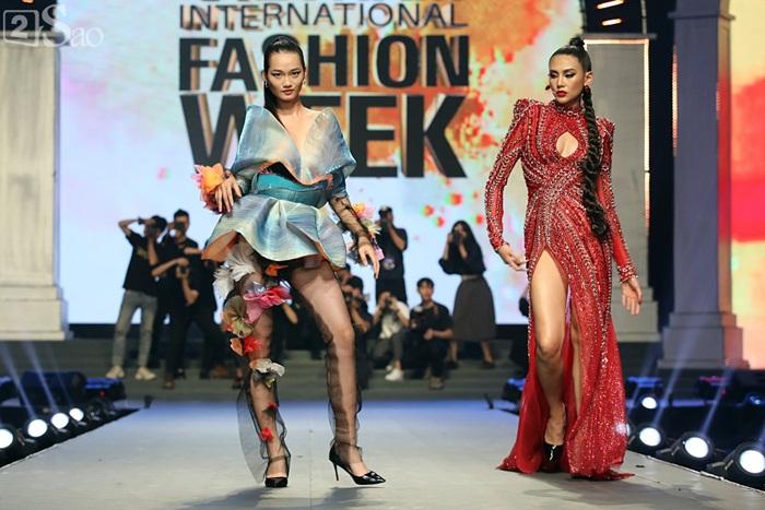 Mạc Trung Kiên của team Thanh Hằng chính thức đoạt ngôi quán quân The Face Vietnam 2018-12