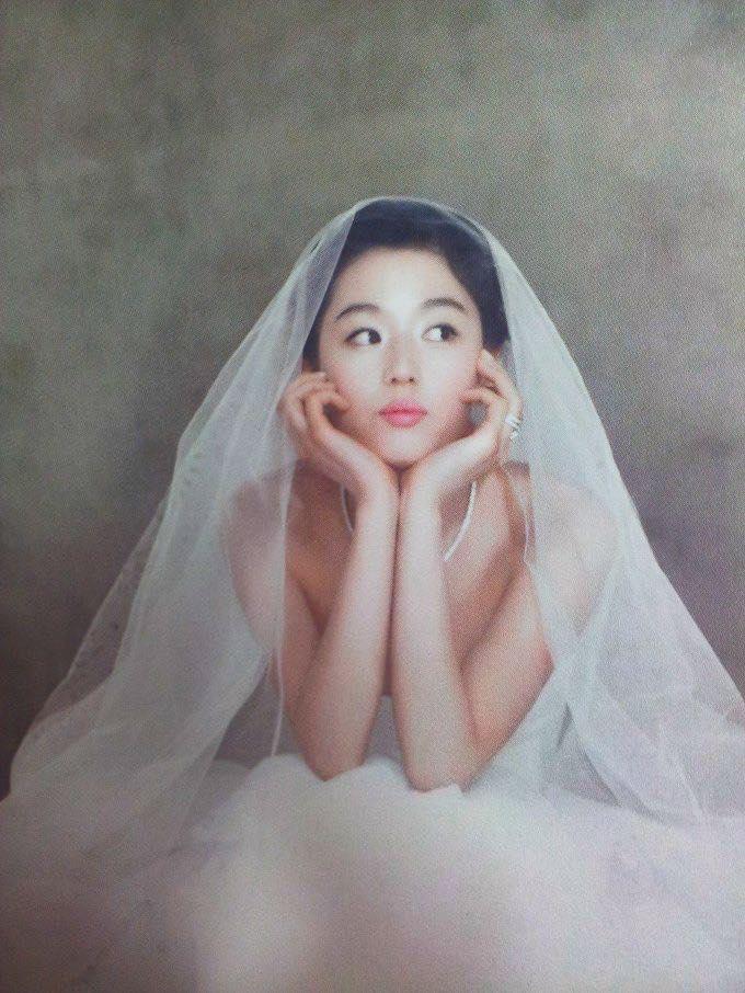 Ảnh cưới 6 năm trước chứng minh mợ chảnh Jeon Ji Hyun là nhan sắc đỉnh cao của showbiz Hàn-3