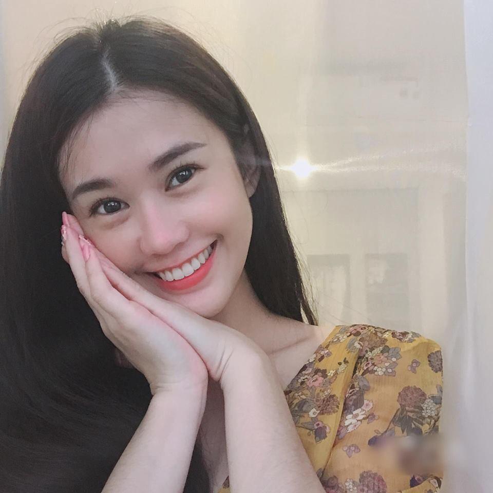 Cứ 6 tháng lại mang gương mặt đi can thiệp bảo sao Huyền Baby mỗi ngày một đẹp-8