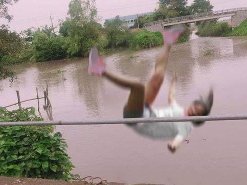 1001 cách tạo dáng không đụng hàng cùng với lũ bạn lầy lội-2