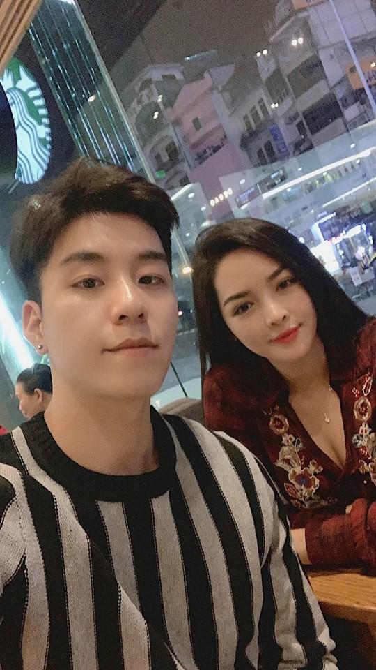 Cuối cùng hotgirl thẩm mỹ Thanh Quỳnh cũng công bố ngoại hình cực phẩm của bạn trai giấu mặt?-3