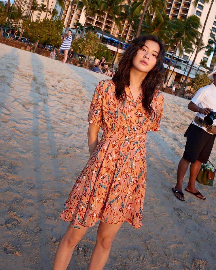 Cận cảnh nhan sắc xinh đẹp xứng đôi vừa lứa của bạn gái Lee Kwang Soo-10