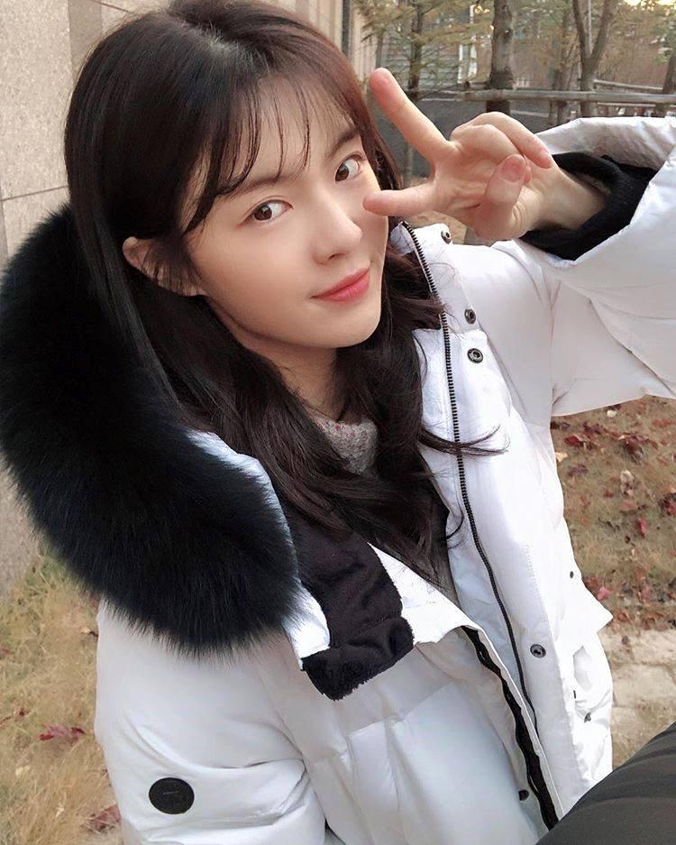 Cận cảnh nhan sắc xinh đẹp xứng đôi vừa lứa của bạn gái Lee Kwang Soo-9