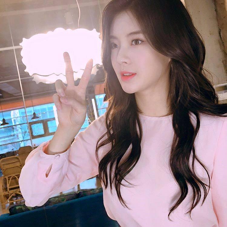 Cận cảnh nhan sắc xinh đẹp xứng đôi vừa lứa của bạn gái Lee Kwang Soo-6