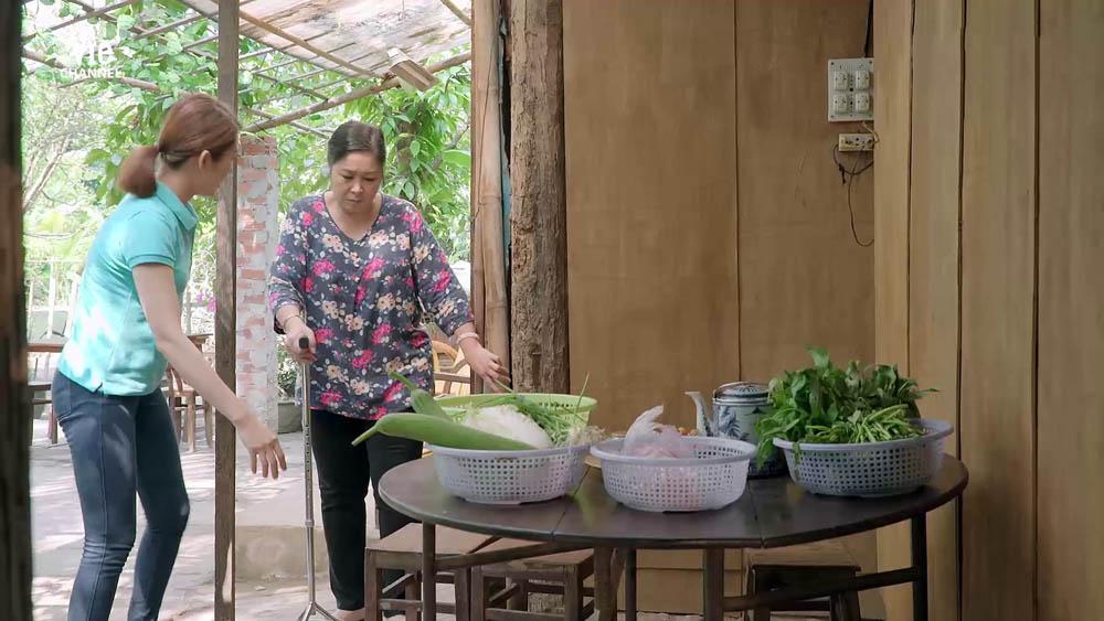 Gạo nếp gạo tẻ tập 103: Sau bao cay đắng, Hương cũng được nghe lời xin lỗi từ bà Mai-1
