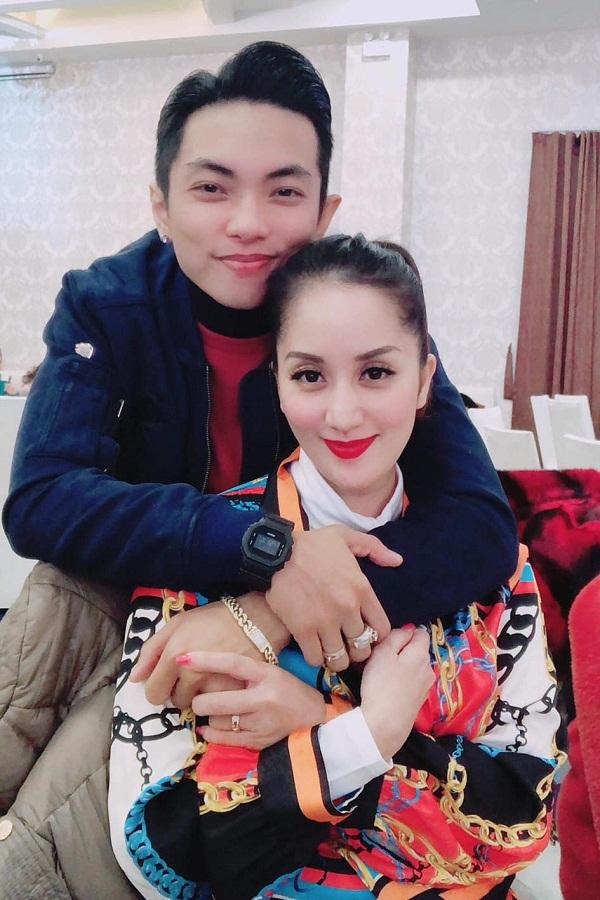 Khoe tổ ấm đẹp như mơ, hoa hậu Đặng Thu Thảo háo hức khi ái nữ được đón năm mới đầu tiên trong đời-8