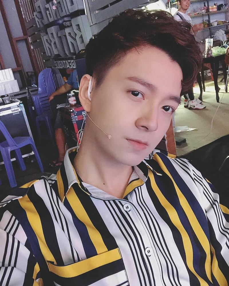 Khoe tổ ấm đẹp như mơ, hoa hậu Đặng Thu Thảo háo hức khi ái nữ được đón năm mới đầu tiên trong đời-6