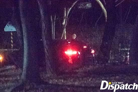 Mở hàng đầu năm, Dispatch tung loạt ảnh hẹn hò của cặp đôi hot nhất Kpop: EXO - Black Pink-10