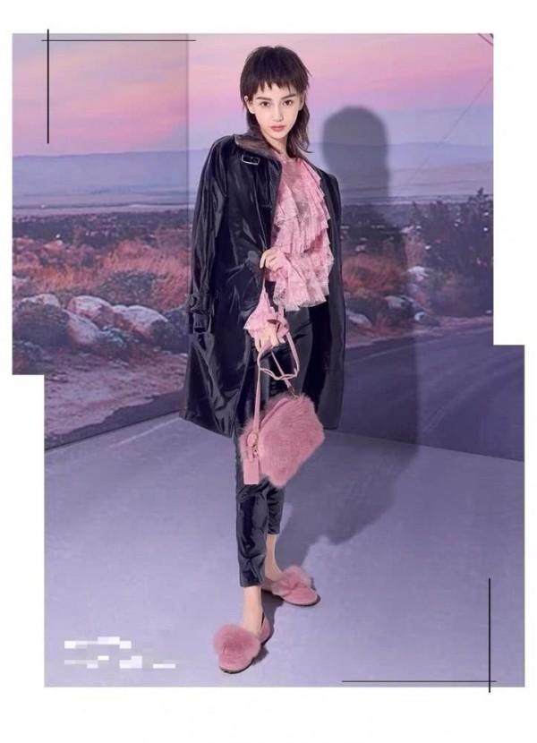 Angela Baby xuất hiện với quả tóc tém nham nhở gây bất ngờ-1