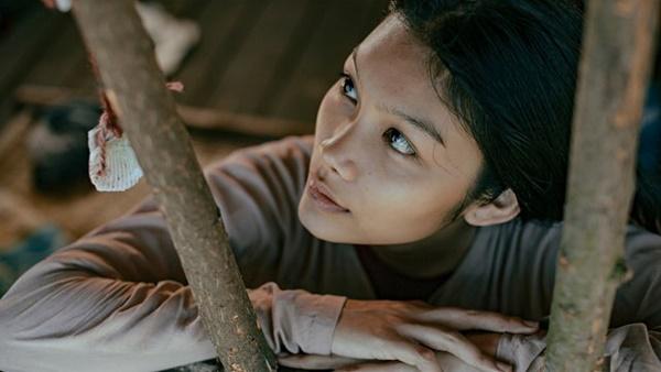 Phủ sóng dày đặc khắp nơi, 5 mỹ nhân này đã thống trị màn ảnh Việt năm 2018-12