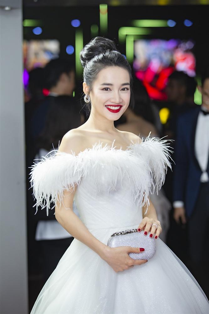 Phủ sóng dày đặc khắp nơi, 5 mỹ nhân này đã thống trị màn ảnh Việt năm 2018-5