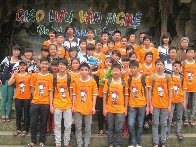 Màn họp lớp đáng học hỏi: Lạnh 10 độ, vẫn có 32/40 thành viên lớp cấp 2 đến dự-1