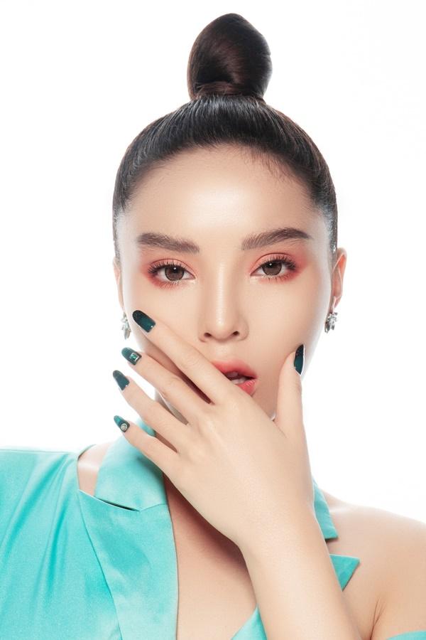 Chịu chơi như Kỳ Duyên: Chụp ảnh chân dung với rồng Nam Mỹ chất không kém mẫu Next Top Model-5