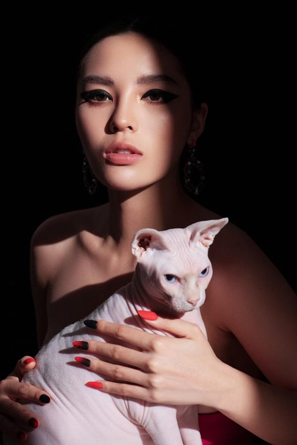Chịu chơi như Kỳ Duyên: Chụp ảnh chân dung với rồng Nam Mỹ chất không kém mẫu Next Top Model-6