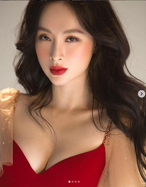 Pha đụng váy áo mở hàng đầu năm: Khoe vòng 1 phồn thực, Chi Pu - Angela Phương Trinh đẹp bất phân thắng bại-6