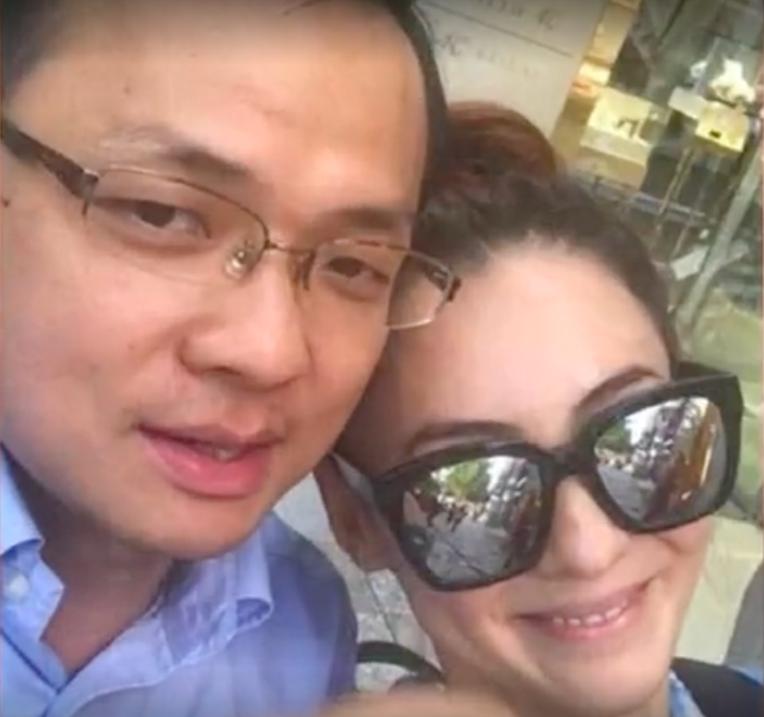 Lộ ảnh người đàn ông bị nghi ngờ là cha của con trai thứ 3 nhà Trương Bá Chi-3