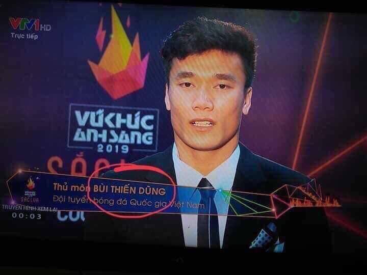Bị viết nhầm thành Thiến Dũng trên sóng truyền hình quốc gia, thủ môn Bùi Tiến Dũng nói gì?-1