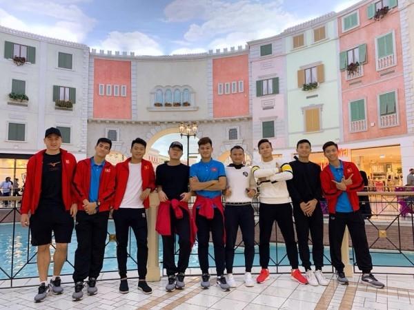 Những hình ảnh đáng yêu đến khó đỡ của tuyển Việt Nam trong ngày nghỉ trước thềm Asian Cup-1