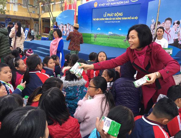 Chính thức triển khai chương trình Sữa học đường tại Hà Nội-4