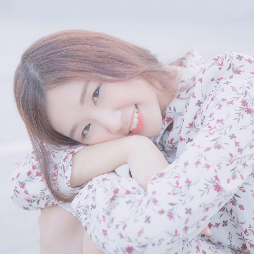 Không chỉ đàn giỏi hát hay, ngoại hình cực phẩm của cô gái này khiến cộng đồng mạng Việt chao đảo-1