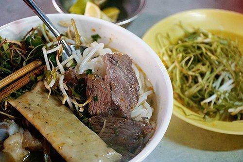 Món ngon đốn tim du khách trong chợ người Hoa ở Sài Gòn-2