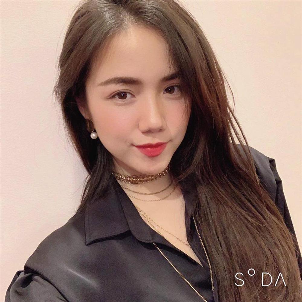 Nhìn 2 chị em Phương Linh - Phương Ly tạo dáng cùng mẹ giữa phố là đủ hiểu gen lầy di truyền thế nào!-4