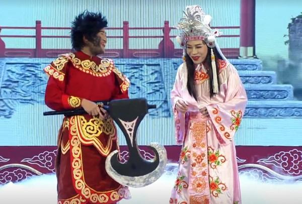 NSND Khải Hưng - Cha đẻ của Táo Quân: ‘Đã 15 năm, hình tượng Cô Đẩu có bị phản ứng đâu?’-4