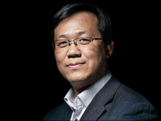 Ông chủ paparazzi Phong Hành lên tiếng về cuộc hôn nhân thế kỷ Huỳnh Hiểu Minh và Angela Baby tan vỡ-2