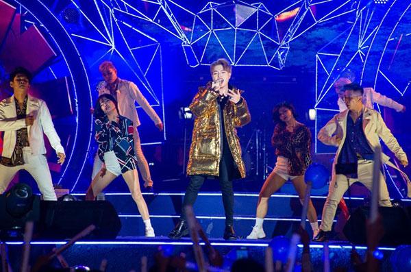 Mỹ Tâm, Sơn Tùng đốt cháy sân khấu nhạc hội Tiger Remix-6