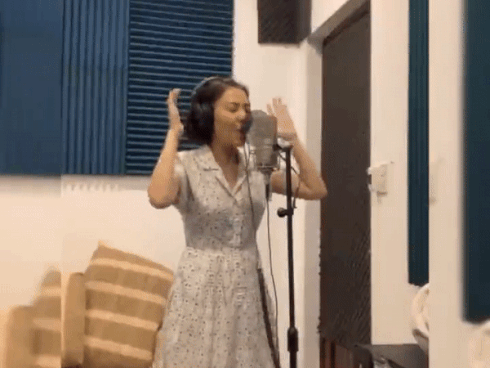 Cover nhạc của Trúc Nhân, Thu Minh được khen đẳng cấp hơn hẳn so với học trò