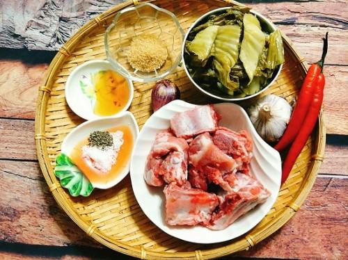 Sườn kho dưa đậm đà cho bữa tối ngày lạnh-1