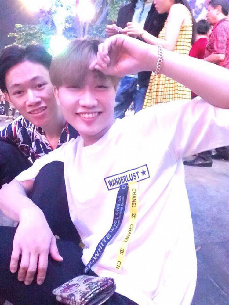 Bí mật quá khứ của cô đào chuyển giới Sài Gòn-2