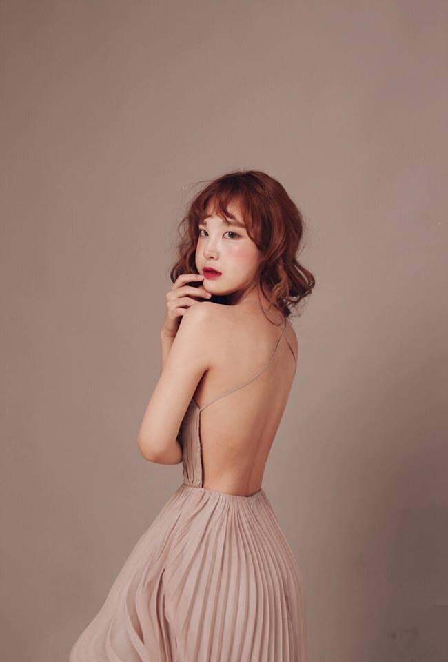 Ngoại hình đẹp chuẩn hotgirl của cô gái tìm chủ cho chú chó bị lạc giữa đêm lạnh khiến cầu thủ U23 sốt sắng xin info-4