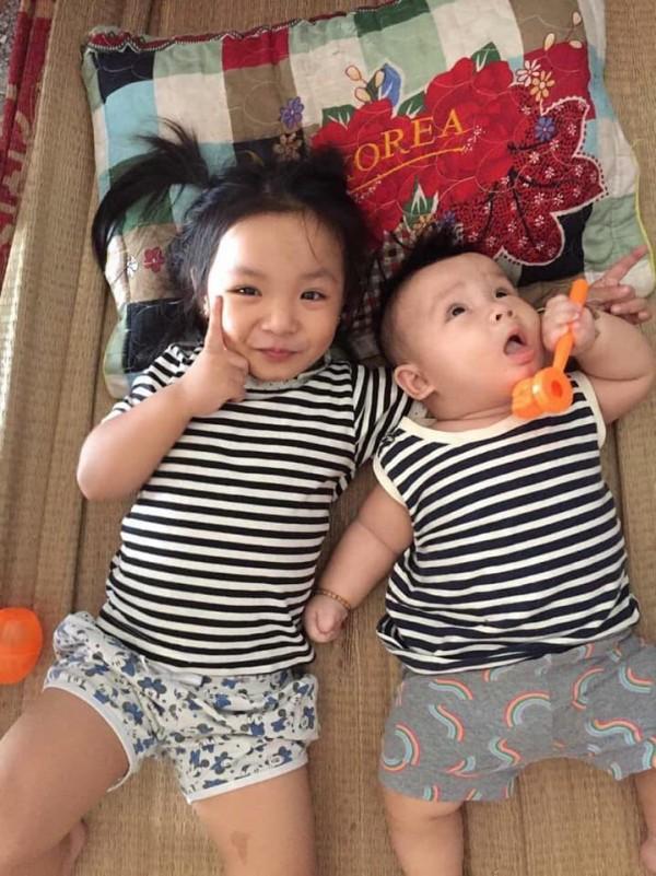 Cười ra nước mắt với chuyện kể của hội chị em bỉm sữa vì đẻ hai con quá sát nhau-5