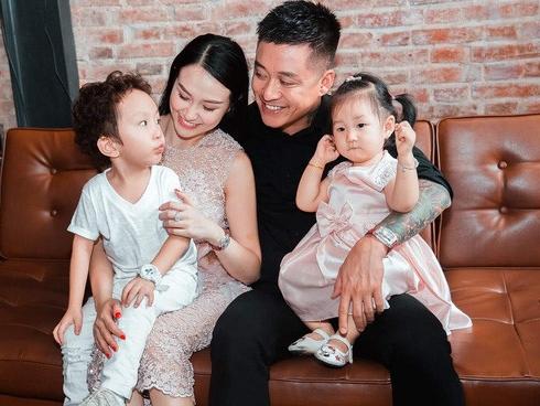 Tuấn Hưng thông báo sắp có con thứ ba