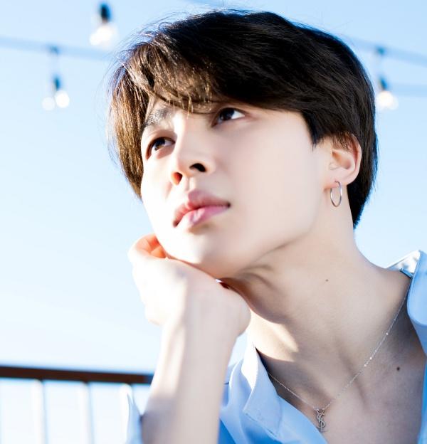 Lần đầu tiên trổ tài sáng tác, Jimin đã vượt mặt Drake để lập kỷ lục này-1