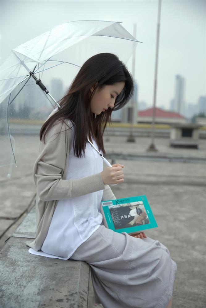 Loạt ảnh chưa từng công bố chứng minh đẳng cấp thần tiên tỷ tỷ khó ai thay thế của Lưu Diệc Phi-2