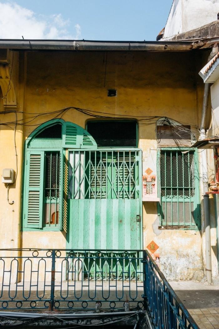 Con hẻm 100 tuổi của Sài Gòn quyến rũ trên báo Tây-10