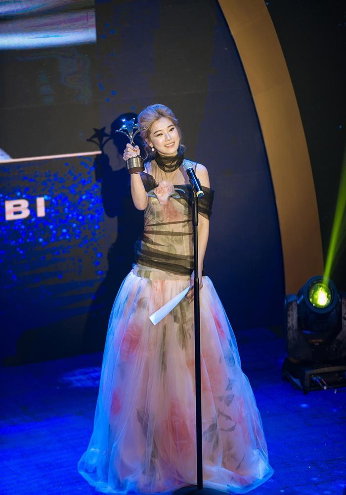 Đoạt cú đúp tại lễ trao giải Ngôi Sao Xanh, Hoàng Yến Chibi xúc động: Giờ đây tôi tự tin mình đã là một diễn viên-7