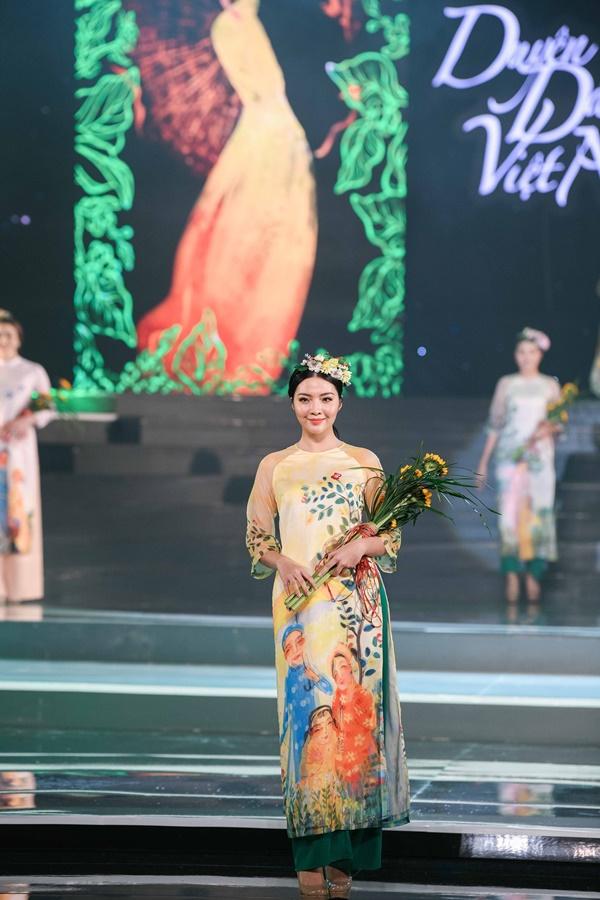 Hoa hậu Ngọc Hân hoàn thành tâm nguyện thuở bé với vai trò mới tại chương trình Duyên dáng Việt Nam 30-6