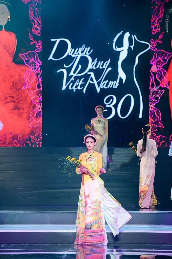 Hoa hậu Ngọc Hân hoàn thành tâm nguyện thuở bé với vai trò mới tại chương trình Duyên dáng Việt Nam 30-12